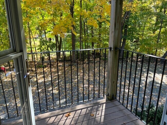 Building Photo - 29 Sherman St