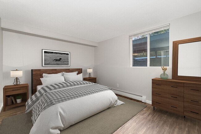 Building Photo - Spacious Dream Apartment — Right Where You Want to Be!