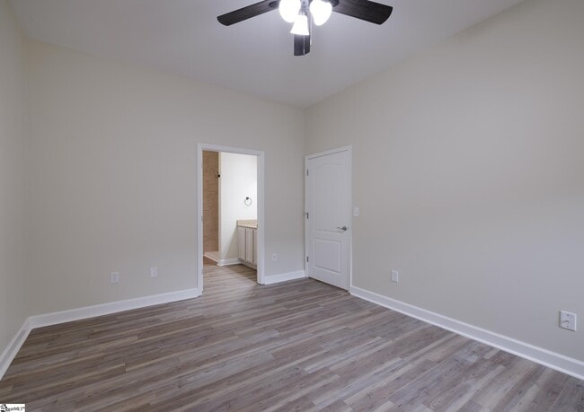 Building Photo - 1001 S Church St