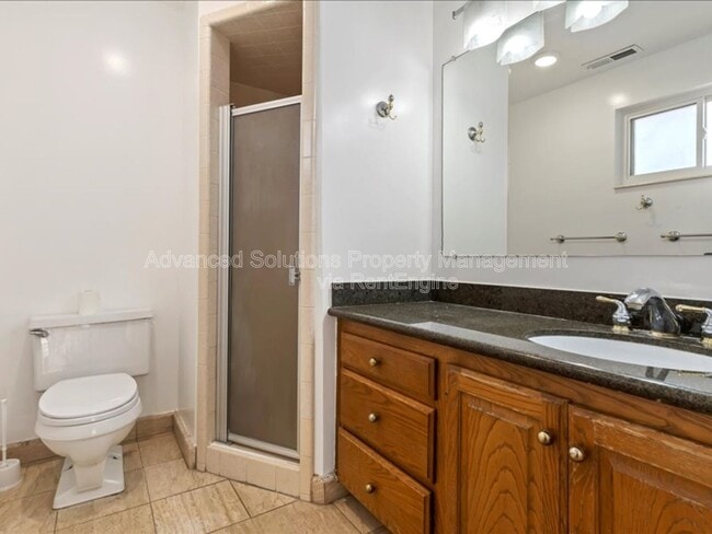 Building Photo - 6837 S Creekcove Way