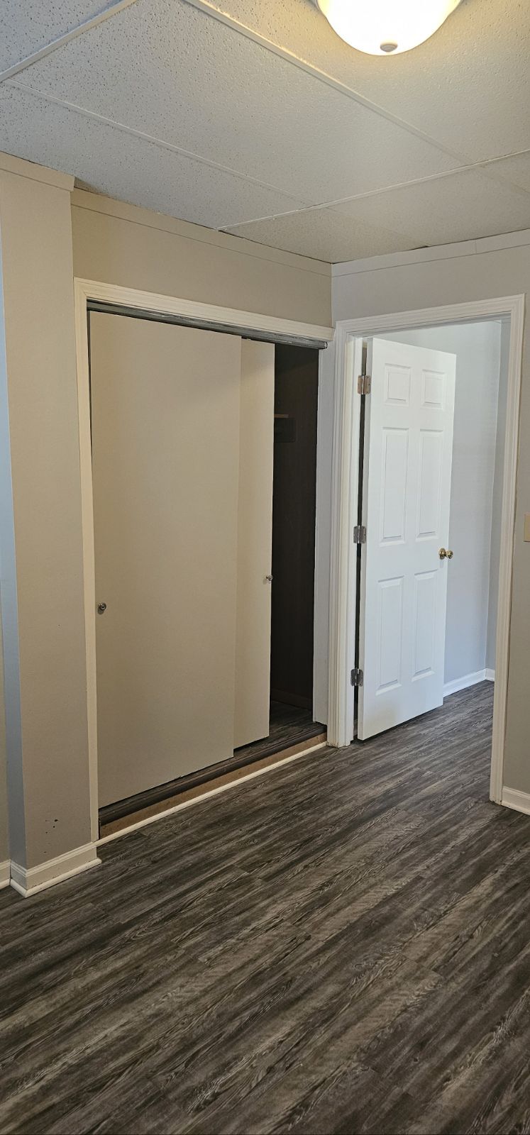 Building Photo - 807 W 3rd St