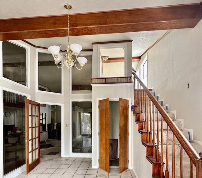Primary Photo - 406 Bell Pl