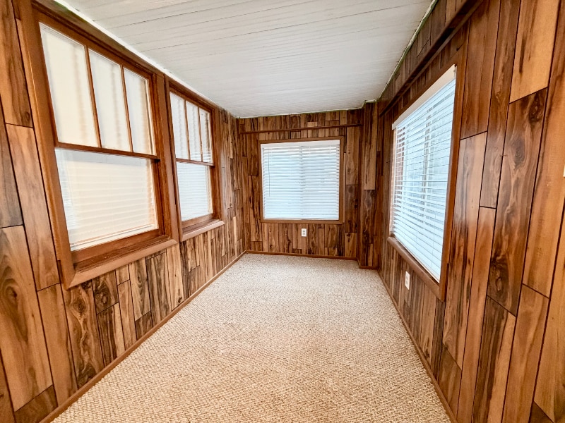 Building Photo - 2755 Grandview Ave