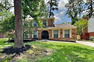 Building Photo - 2818 Silver Falls Dr