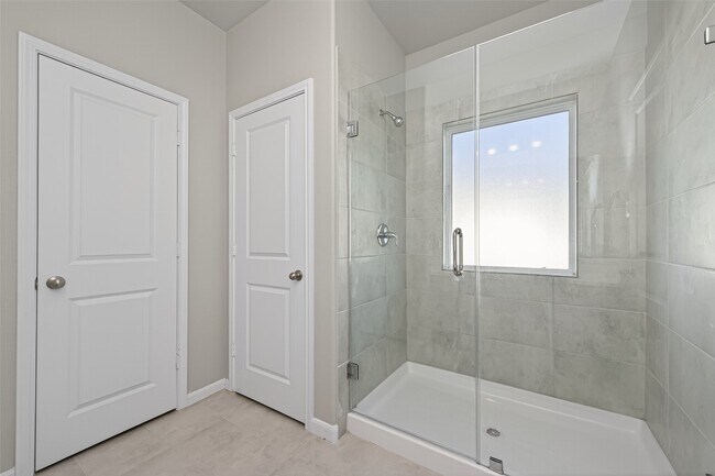 Building Photo - 2320 Cedar Pl Dr