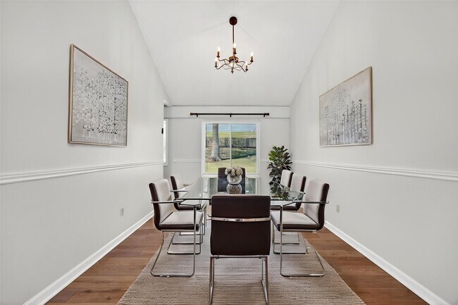 Building Photo - 1261 Mautenne Dr