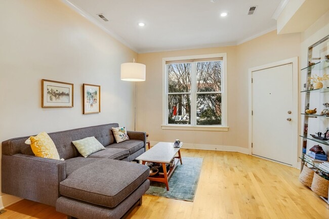 Building Photo - Live Bright in Shaw: Your Perfect One-Bedroom Awaits