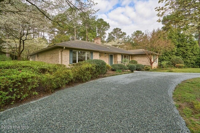 Building Photo - 40 Bogie Dr