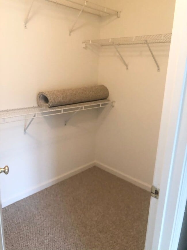 Building Photo - 7505 Calderon Ct