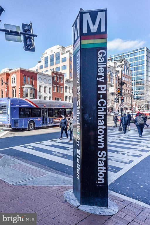 Building Photo - 777 7th St NW