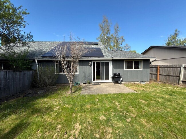 Building Photo - 4776 Buffalo Dr SE