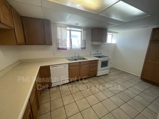 Building Photo - 9140 Judd Ln