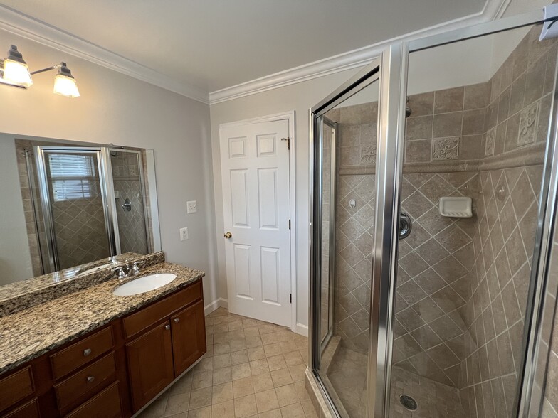 Bathroom3 - 6715 Dean Dr