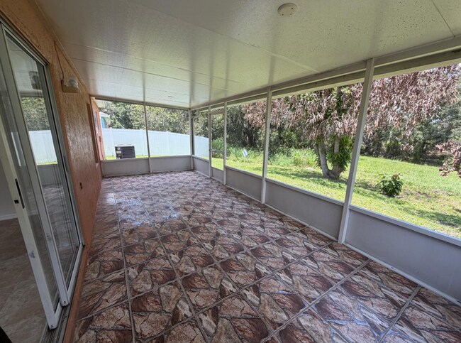 Building Photo - 3015 Elbib Dr
