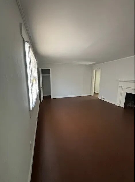 Building Photo - 221 Ardmore Rd