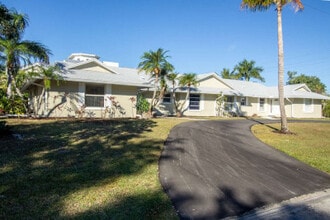 Building Photo - 2985 Binnacle Dr