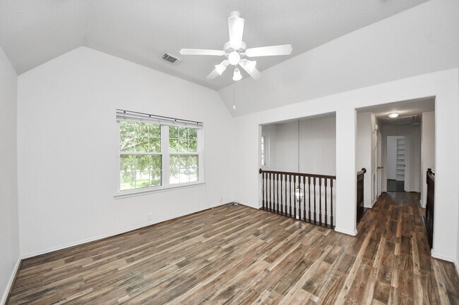 Building Photo - 20510 Pioneer Bend Ct
