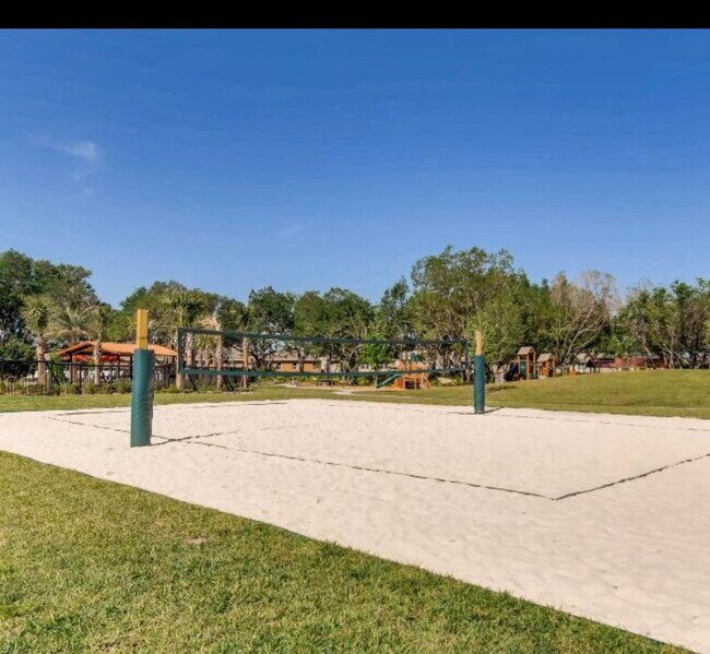 Building Photo - 1785 Southfork Dr