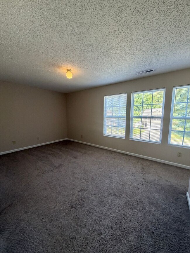 Building Photo - 12319 Stowe Acres Dr