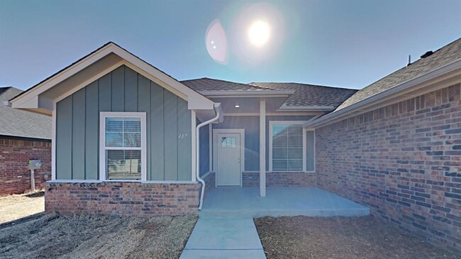 Building Photo - 487 Hardesty Dr