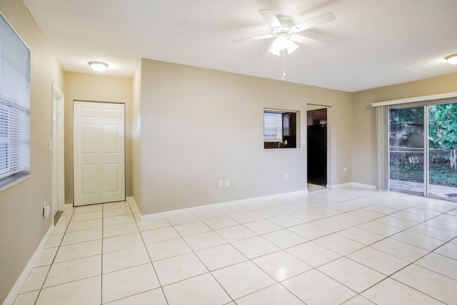 Building Photo - 7311 Miramar Pkwy