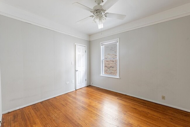 Building Photo - 1223 S 57th Ct