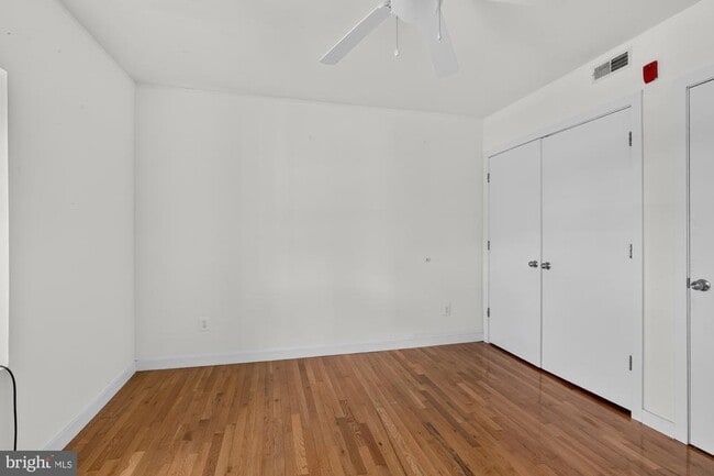 Building Photo - 4307 Locust St