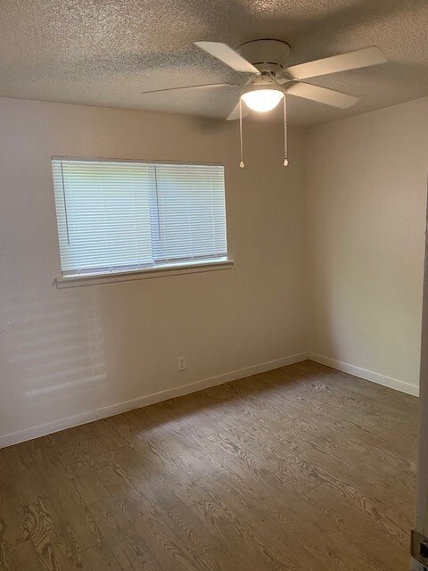 Building Photo - 609 Flournoy Dr