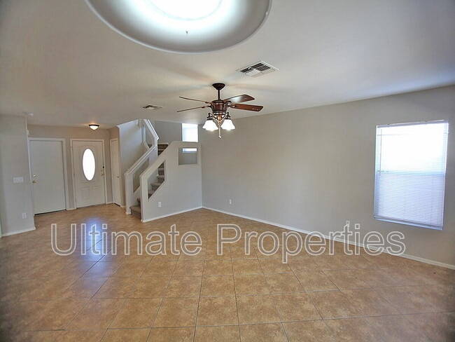 Building Photo - 12511 N 121st Dr