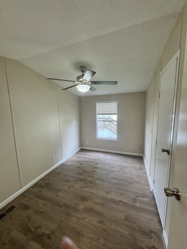 Building Photo - 200 Raider Ln