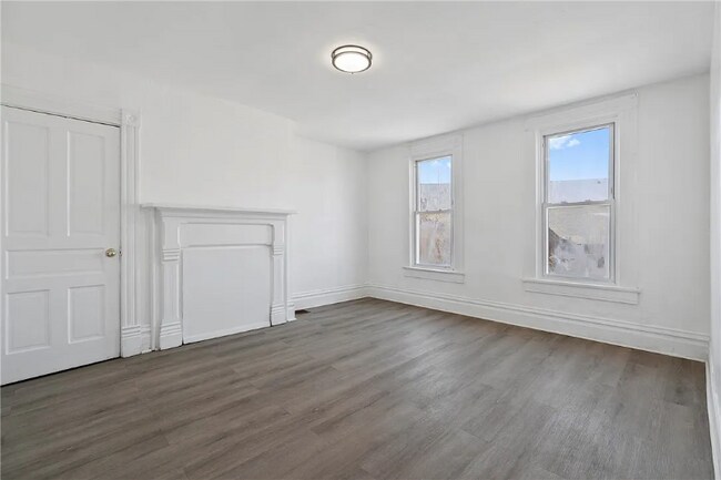 Building Photo - 216 Ridge Ave
