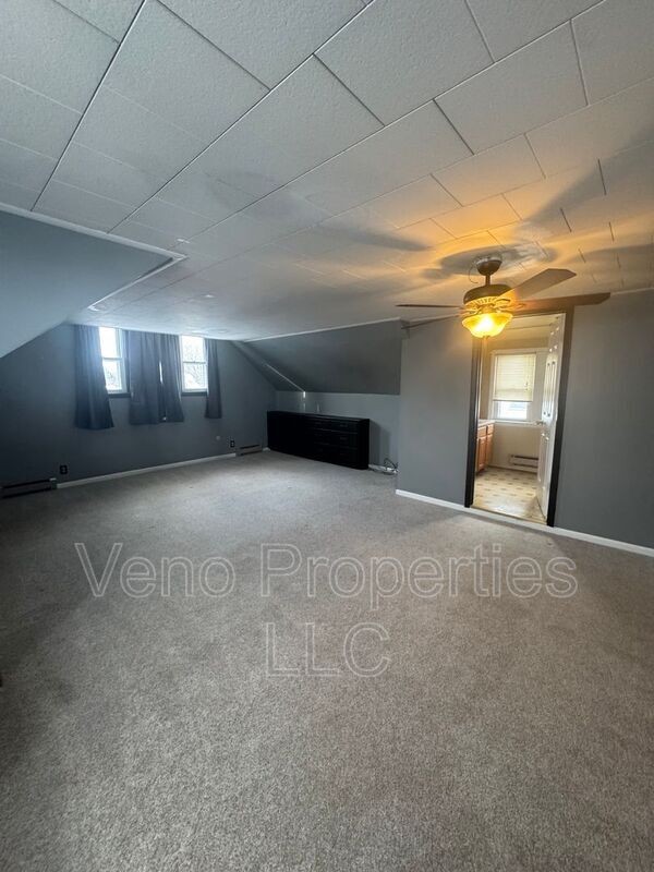 Building Photo - 1401 Belmont Ave