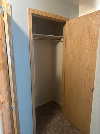 Building Photo - 803 E Riggs St