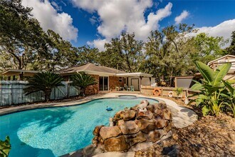 Building Photo - 4417 Cherry St