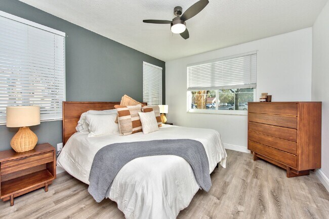 Building Photo - Furnished condo at Reserve of Naples