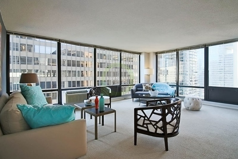 Building Photo - 243 E Wacker Dr