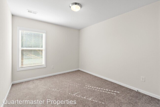 Building Photo - 3 br, 2.5 bath House - 29 Apricot Lane
