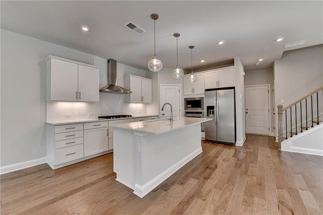 Building Photo - 400 Renwood Trl