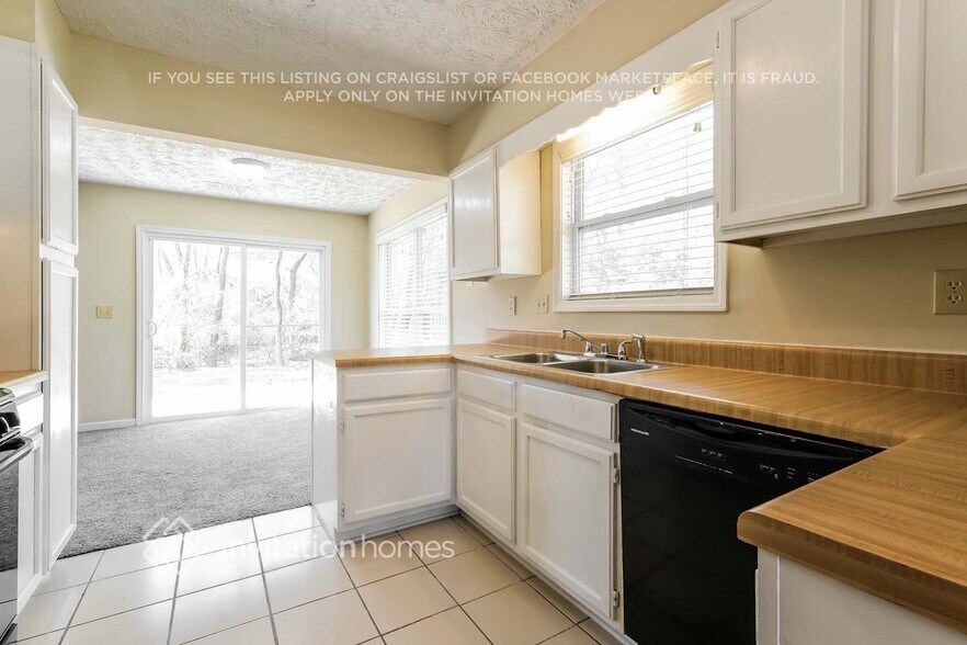 Building Photo - 11060 Indian Village Dr