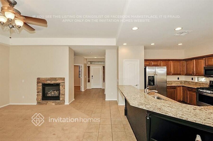 Building Photo - 3127 S Benton Cir
