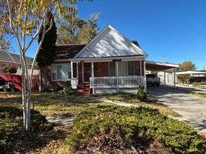 Building Photo - Furnished Two Bedroom