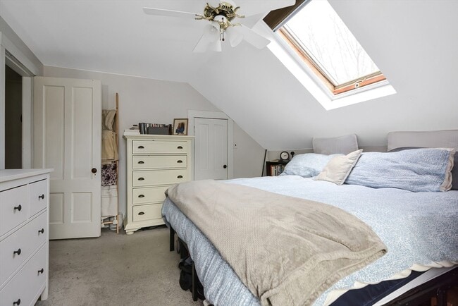 Building Photo - 21 Cemetery St