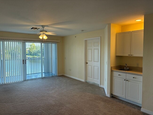 Building Photo - 2607 Emerald Lake Ct