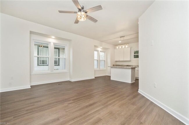 Building Photo - Updated Single Family Home