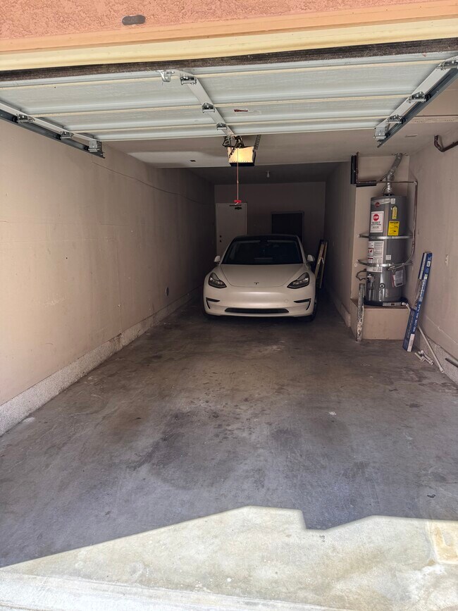 Building Photo - 18123 Erik Ct