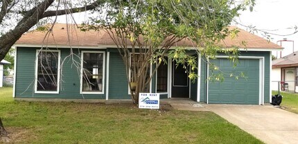 Building Photo - 3701 Daniels Dr