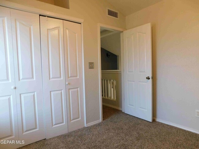 Building Photo - 5025 Ballinger Dr