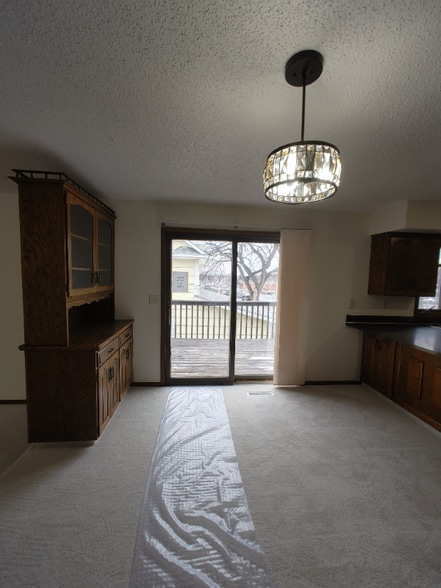 Building Photo - 506 N 11th St