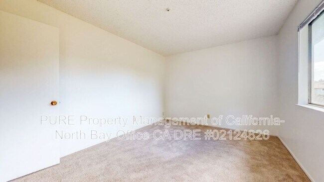 Building Photo - 1877 Dorado Ct