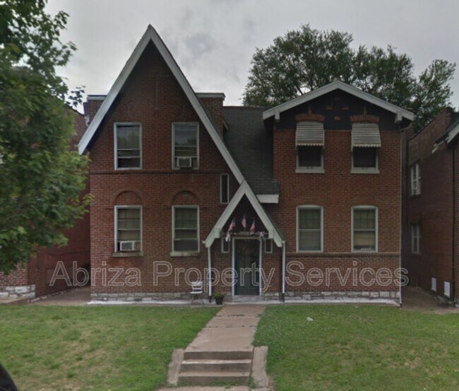 Building Photo - 4722 S Grand Blvd